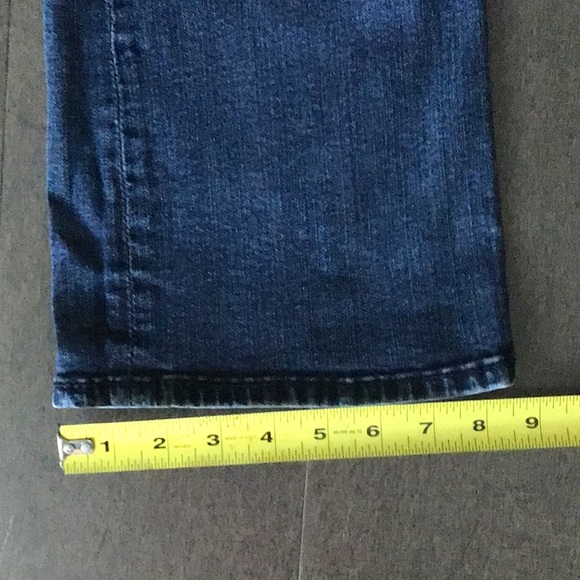 Kut from the Kloth jeans - Picture 9 of 11